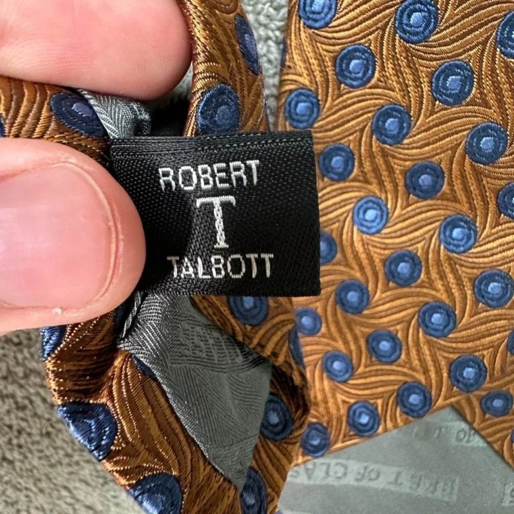 Robert Talbott Best of Class Silk Tie Blue Gold Geometric Medallion Handsewn USA